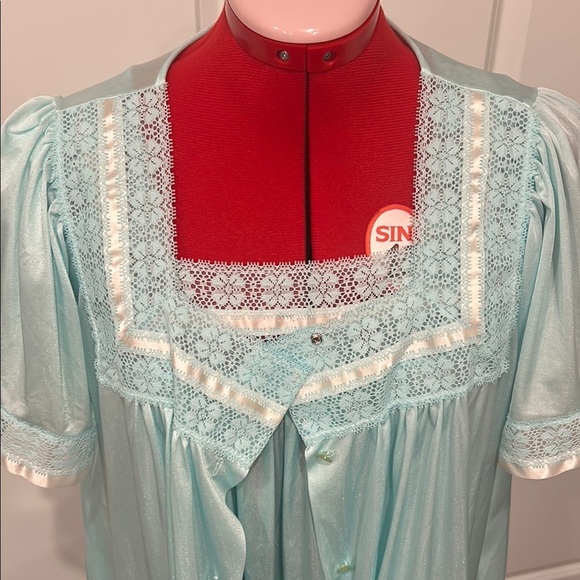 Gilead Vintage Sea Blue Green Lace Trim Nightgown and Robe Set Size Medium - Picture 3 of 13